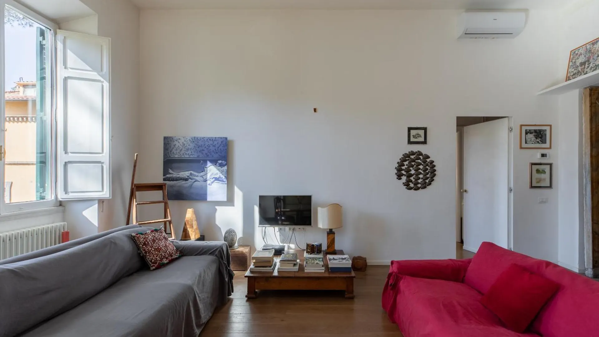 Iflat Trastevere Bright And Comfy 2 Bedroom Apt Rome