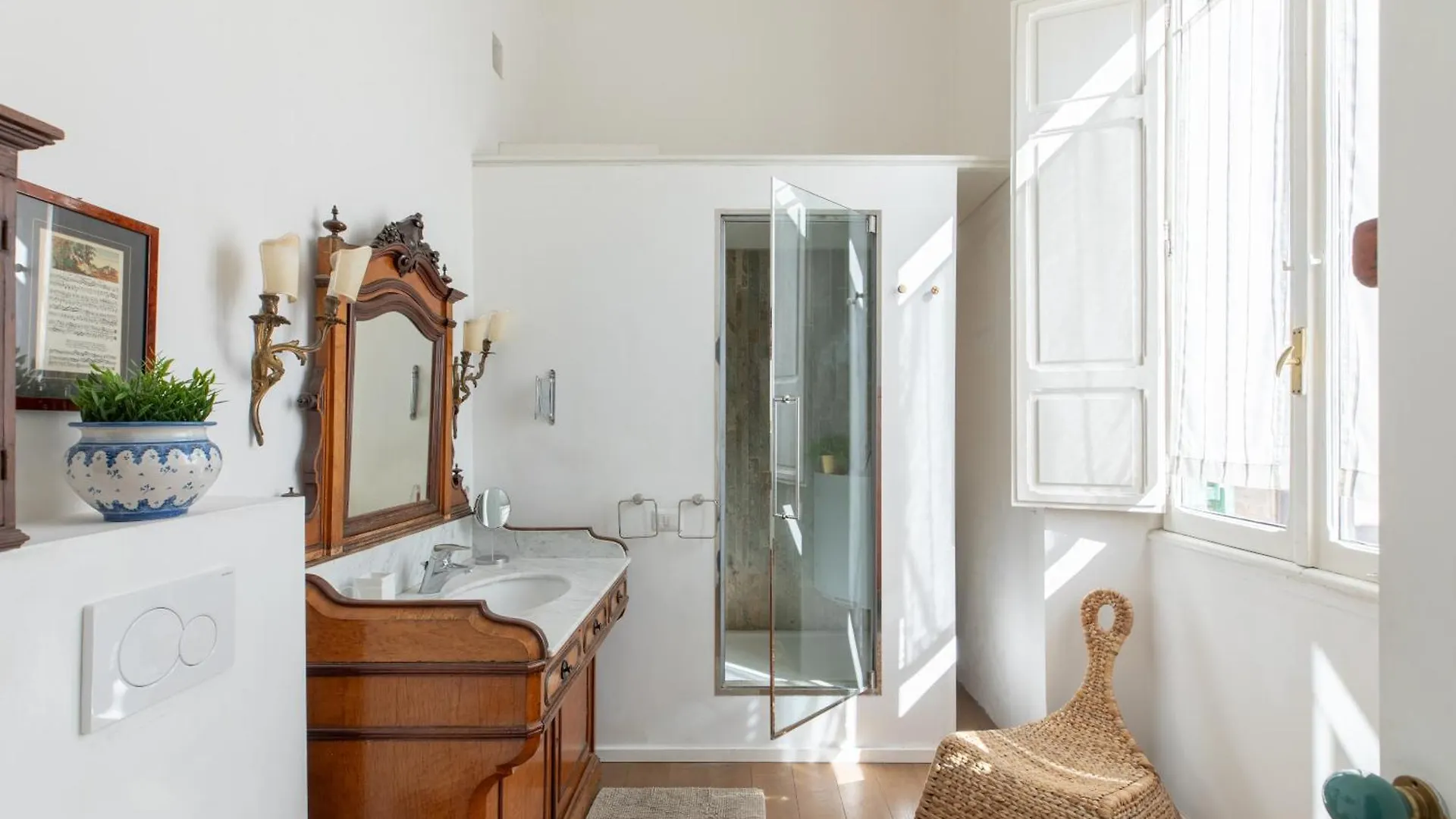 Iflat Trastevere Bright And Comfy 2 Bedroom Apt Rome Italy