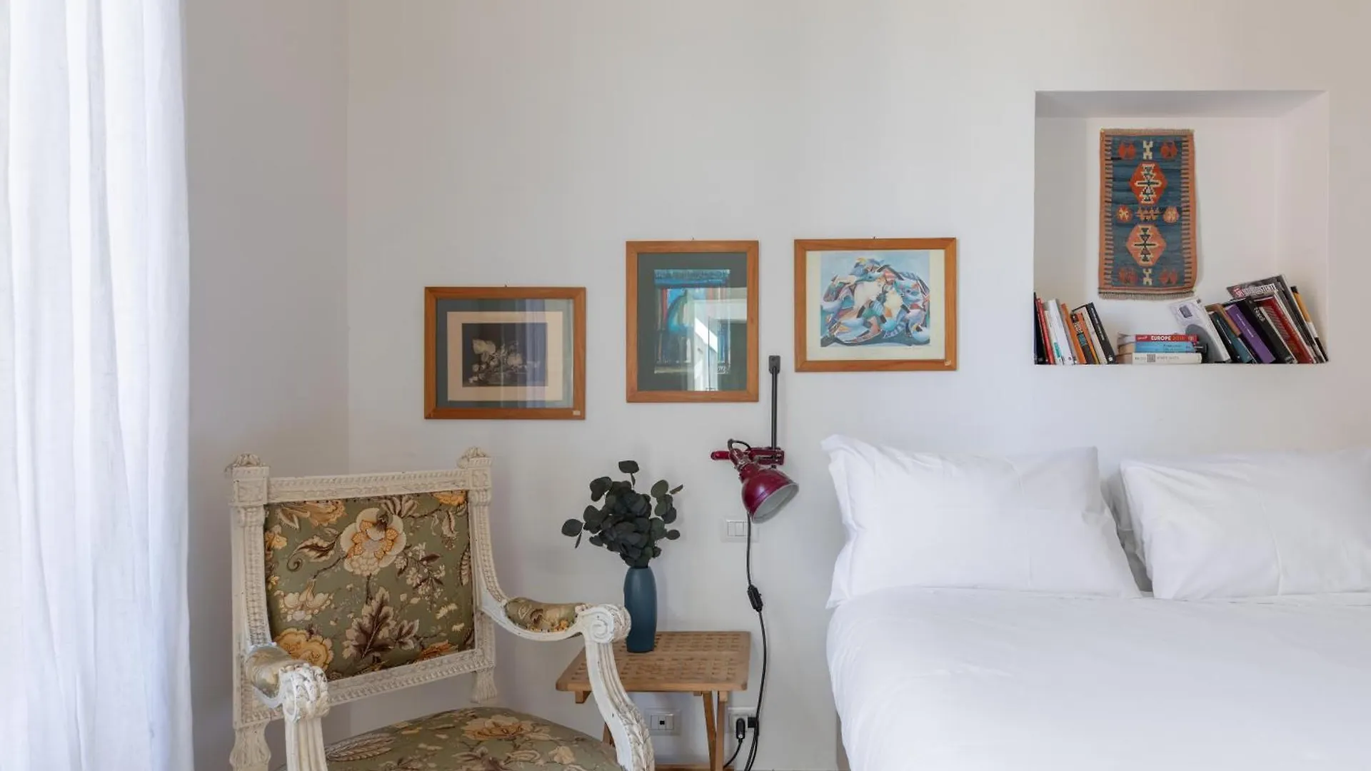 Iflat Trastevere Bright And Comfy 2 Bedroom Apt Rome Italy