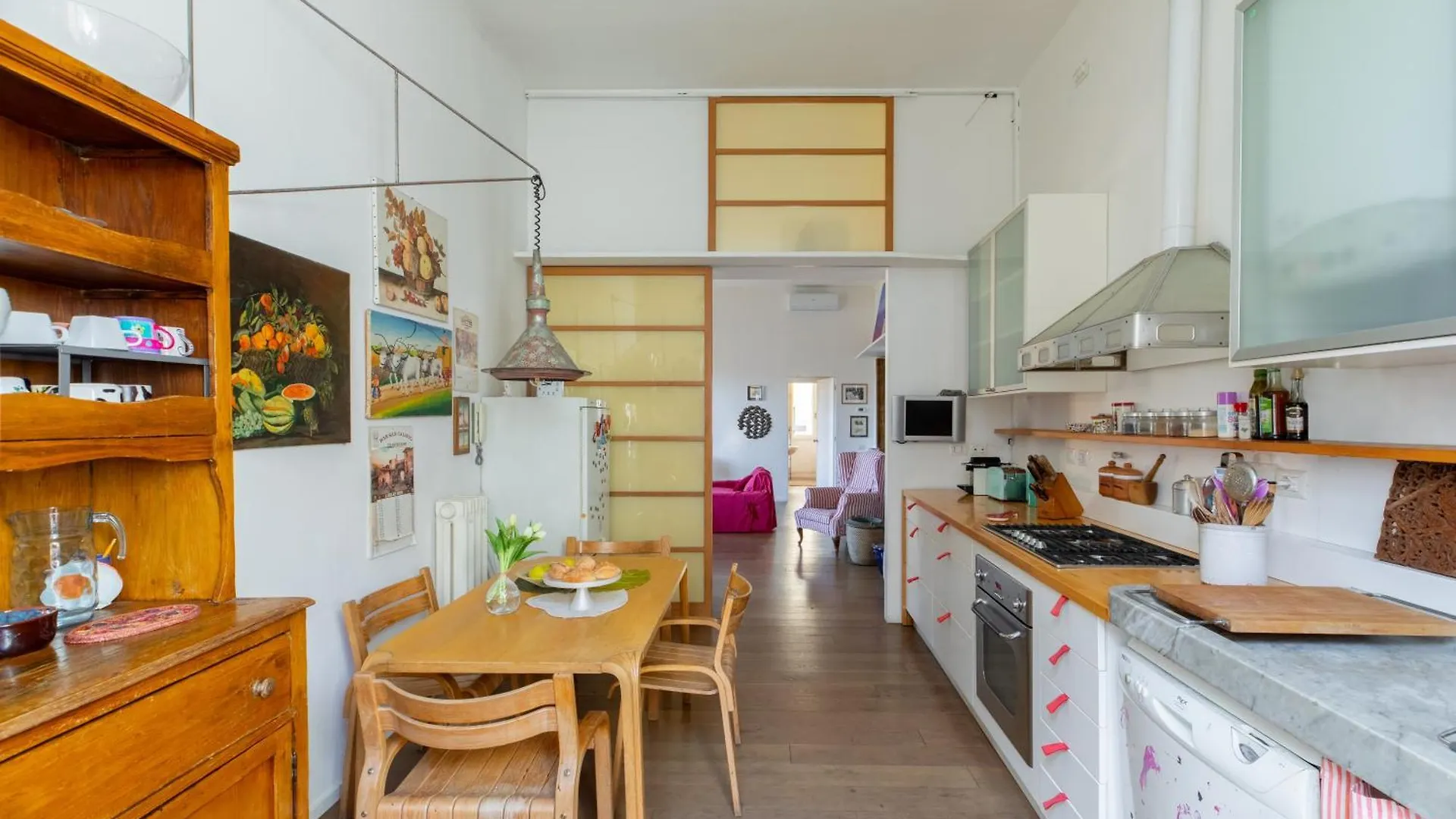 Apartment Iflat Trastevere Bright And Comfy 2 Bedroom Apt Rome