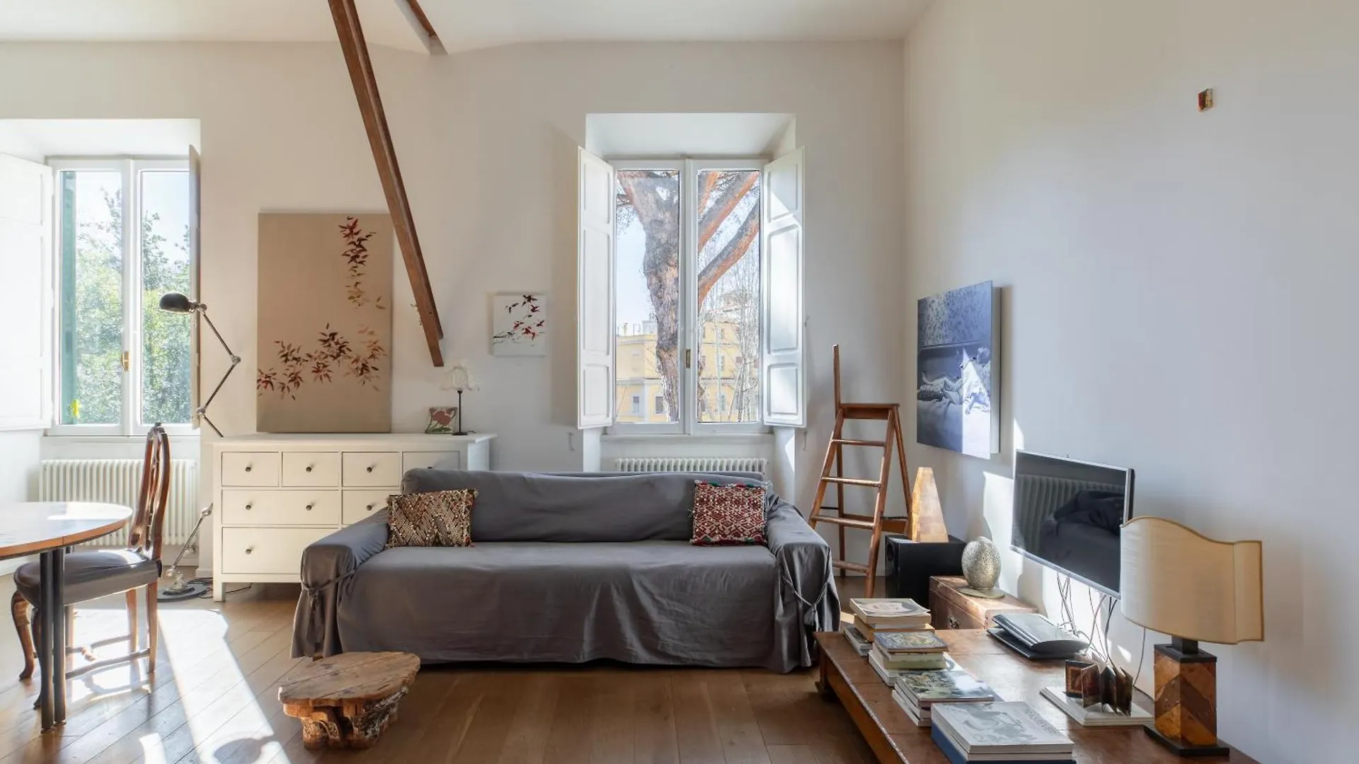 Apartment Iflat Trastevere Bright And Comfy 2 Bedroom Apt Rome Italy