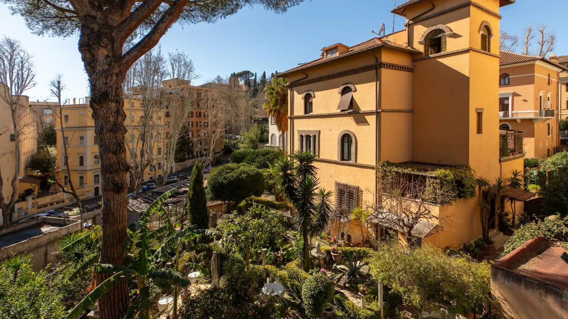 Iflat Trastevere Bright And Comfy 2 Bedroom Apt Rome 0*,  Italy
